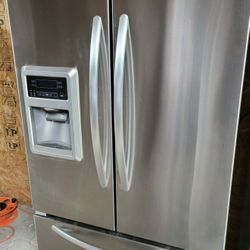 KITCHEN AID REFRIGERATOR 