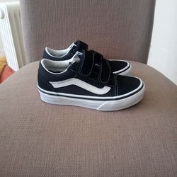 Kids Vans Shoes- Size 11 Excellent Condition 