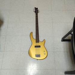 Playmate 4-string Bass Guitar
