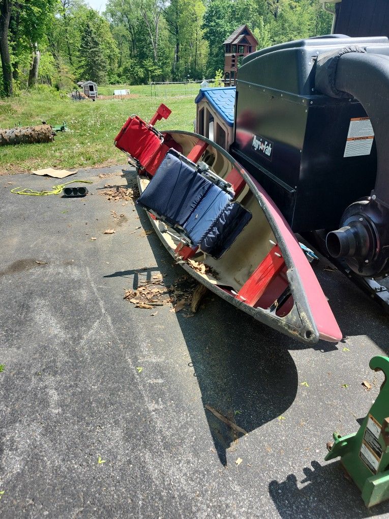 Coleman Explorer 166 Canoe