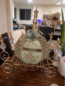 Quinceañera Money/envelope Carriage