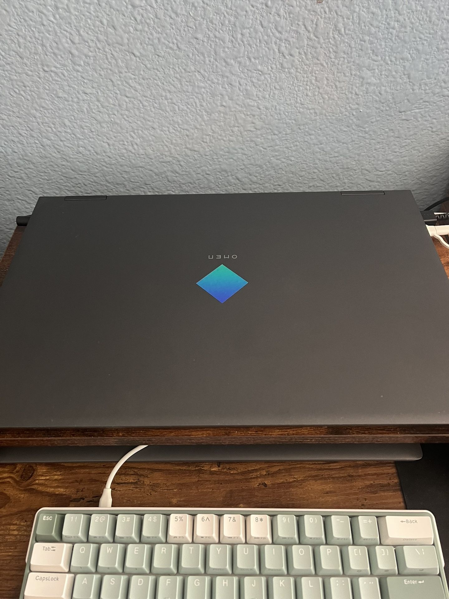 Hp Omen 15-En0xxx; AMD Ryzen 7 4800 & Nvidia GeForce Gtx 1660 Ti