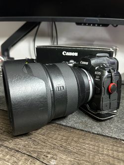 Canon EOS R5 Mark II + RF 28-70mm F2 L USM – Like New