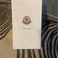 Moncler Pour Femme Perfume