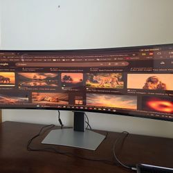Samsung Odyssey OLED G9 (G91SD) 49" Ultrawide Curved Monitor- Like New