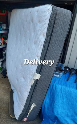 King Memory Foam Hybrid Mattress Only like new
