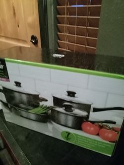 New 7 Pis Still On Box Perfect Condicion  Nuevo 7 Piesas Dw Sartenes 