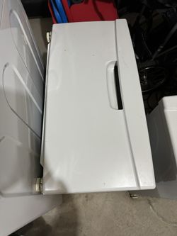 Samsung Pedestal Set