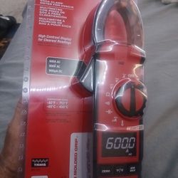 Milwaukee 600 Amp Multimeter 