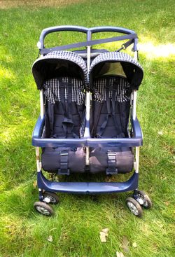 Peg Perigo Aria 14 lb double baby carriage