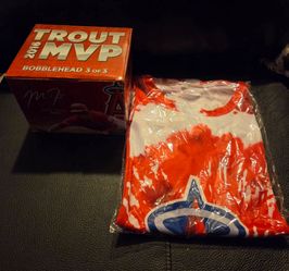 2016 Mike Trout MVP Bobblehead & XL Shirt