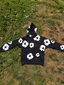 Denim Tears Cotton Wreath Hoodie Black Size Medium (M) w/ Dover Street Market Tag