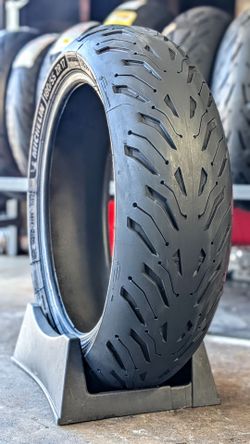 Michelin Road 6 Motorcycle Tire