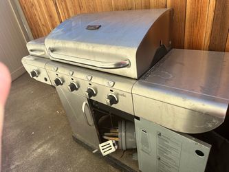 Charbroil propane grill