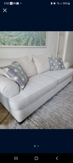 Love seat