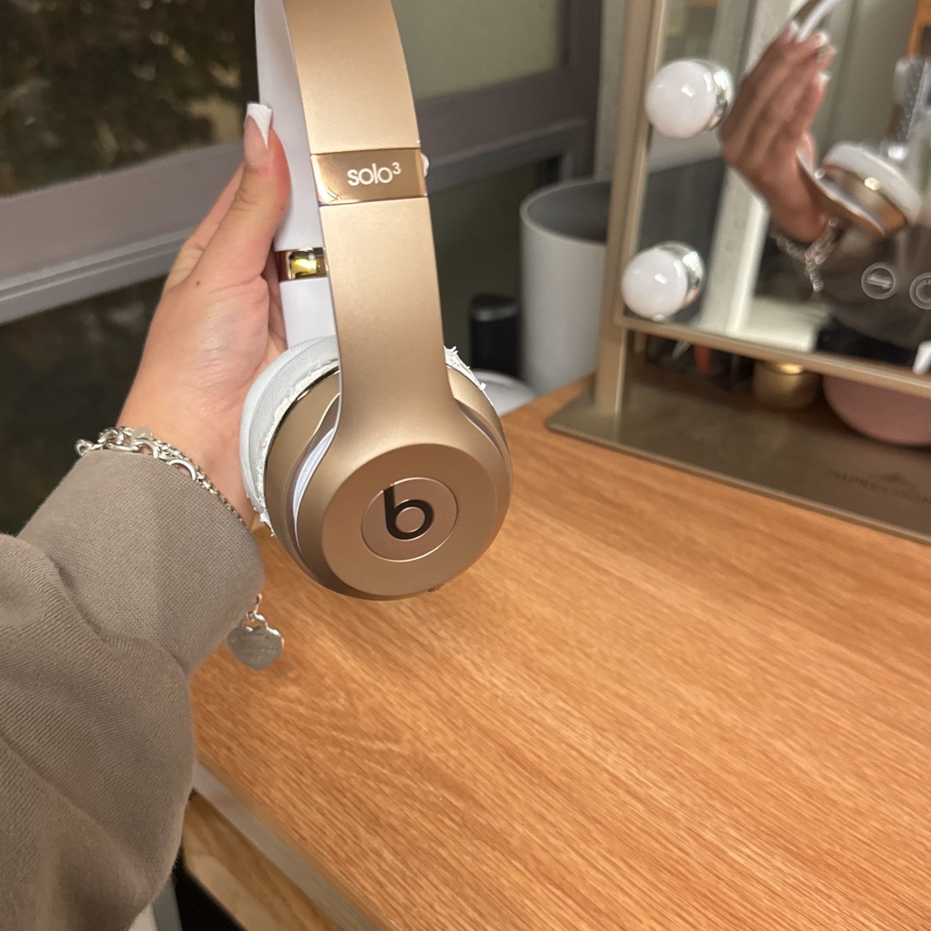 Beats Solo 3 Headphones in Gold
