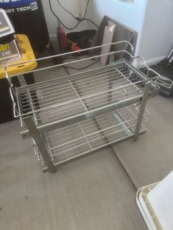Cabinet sliding drawers