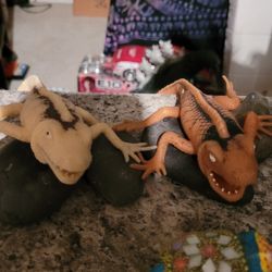 Impirial Toys Rubber Lizards