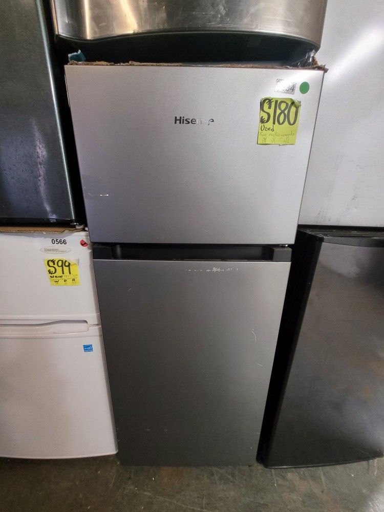 Refrigerator Hisense