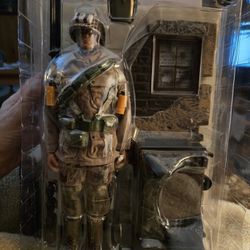  2000 Hasbro WW2 GI JOE ACTION FIGURE 