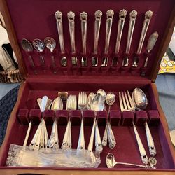 1847 Roger’s & Bros Eternally Yours Silver plated Flatware Set 