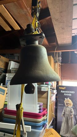 Steam engine locomotive bell