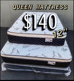 Queen size pillow top mattress