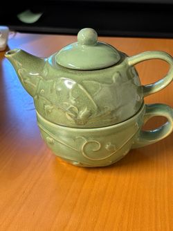 Teapot/tea cup