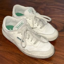 Reebok shoes (size US 7.5)
