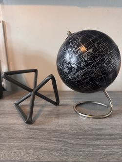 Set of 2 Decorative Home Decor Pieces – Globe + Geometric Accent