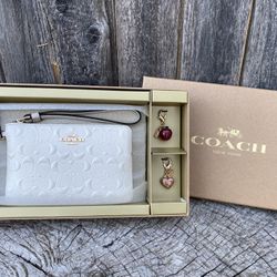 Coach Wallet With 2 Charm, And Box
