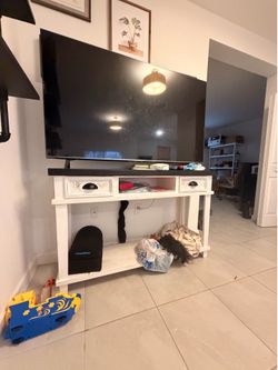 TV STAND