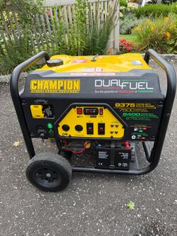 Champion 7500-Watt Dual Fuel Portable Generator