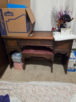 Antique full bedroom set