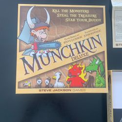 Munchkin Deluxe Board Game