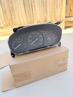 FS: 96-00 Honda Civic OEM VTi cluster in mph