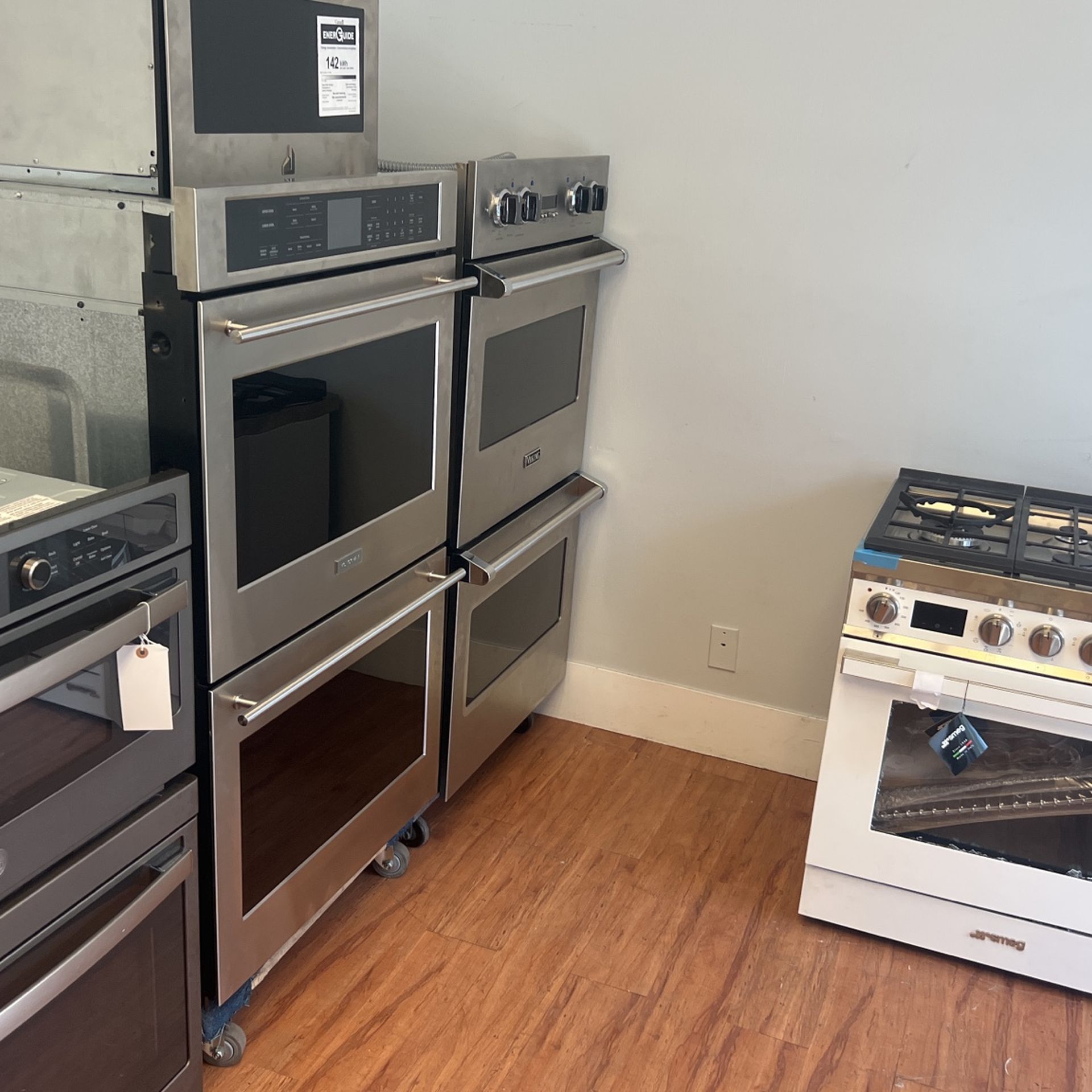 GE MONOGRAM DOUBLE OVEN 30”