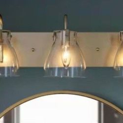 LNC 22" 3-Light Vanity Light With Clear Glass Shades In Gold
