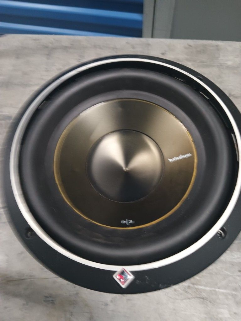 Rockford Fosgate P3 Dual 4 Gold Cone Subwoofer Limited Edition.