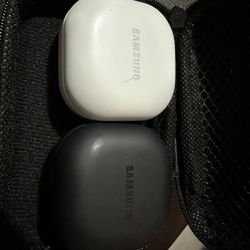 Samsung  Wireless Earbuds