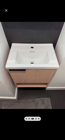 Sink bathroom wall modern new condition