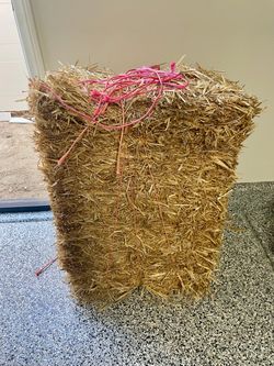3/4 bale of hay