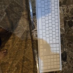 Brand New Magic Full Size Key Board -A1843