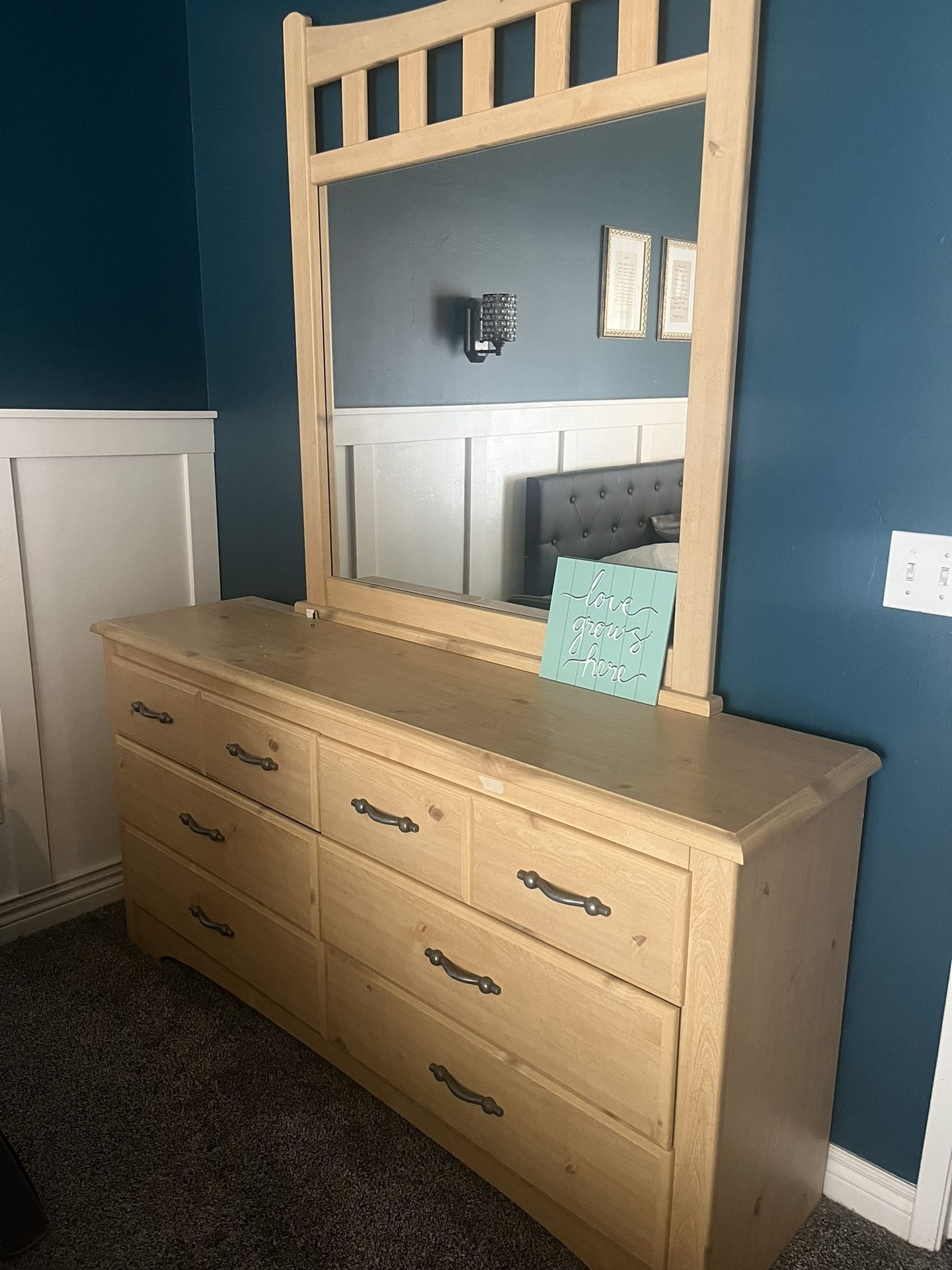 Full Size Bedroom Set