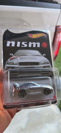 Hot Wheels RLC chrome R34 Nissan Skyline