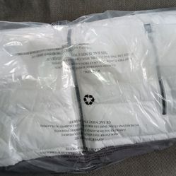 Fly Winter White Guess Puffer Jacket