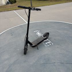 Electric Scooter - Long Range, 18 MPH - Charger Included