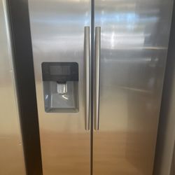 Samsung Stainless Steel Refrigerator 