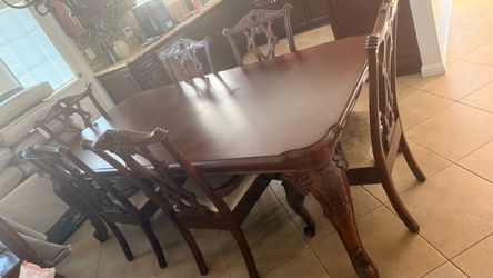 Kitchen table