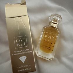 Kayali Vanilla Royale Sugared Patchouli (travel size)